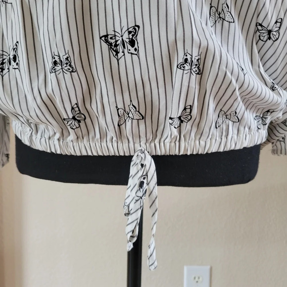 NWT COMO BLACK V NECK LONGSLEEVE Blouse - Picture 6 of 9